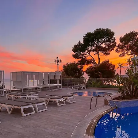 فندق Punta Dorada